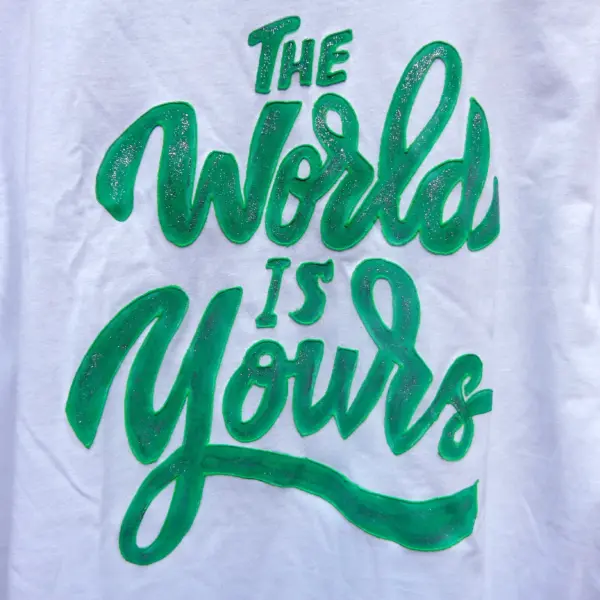 "Фанелка с надпис"