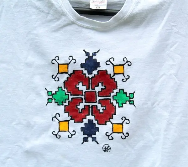 Фанелка с"Българска шевица"