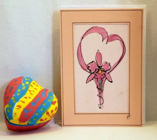 "Орхидея в ореол от сърце" 11/16 см.