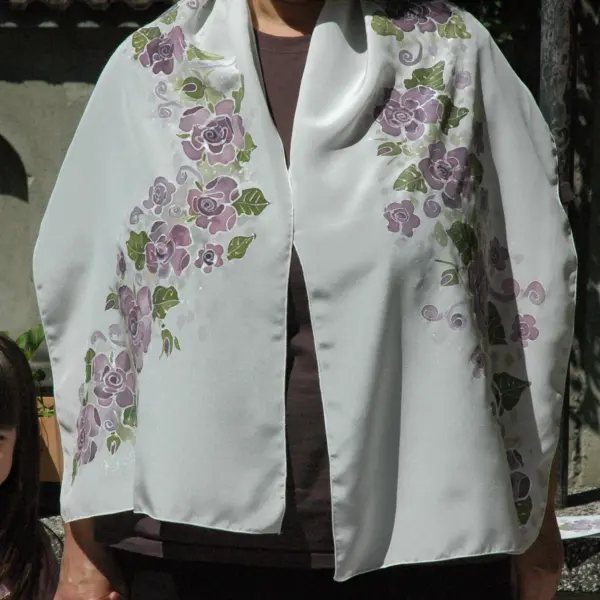 Копринен шал с нарисувани"Лилави Розички"р-р 140/40см.